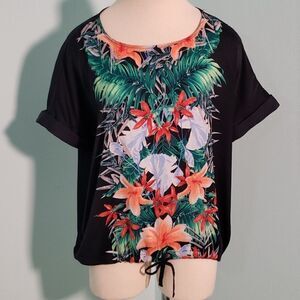 Ladie's blouse,  liz Claiborne.   Size Small, navy blue. Great Print